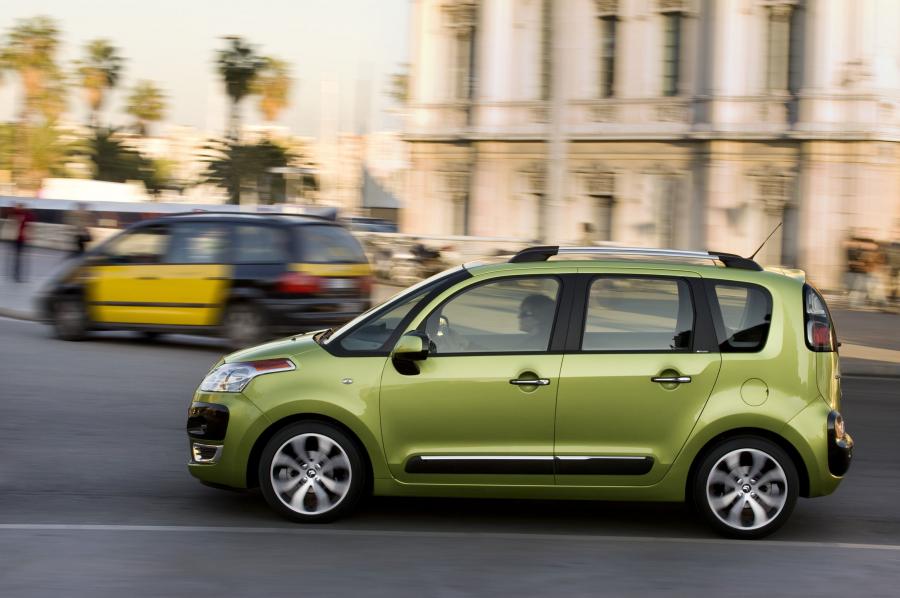  Citroen C3 Picasso 2009 года  (фото 177 из 242)